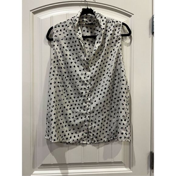 Valerie Bertinelli Tops - Valerie Bertinelli drape neck button up sleeveless blouse size large